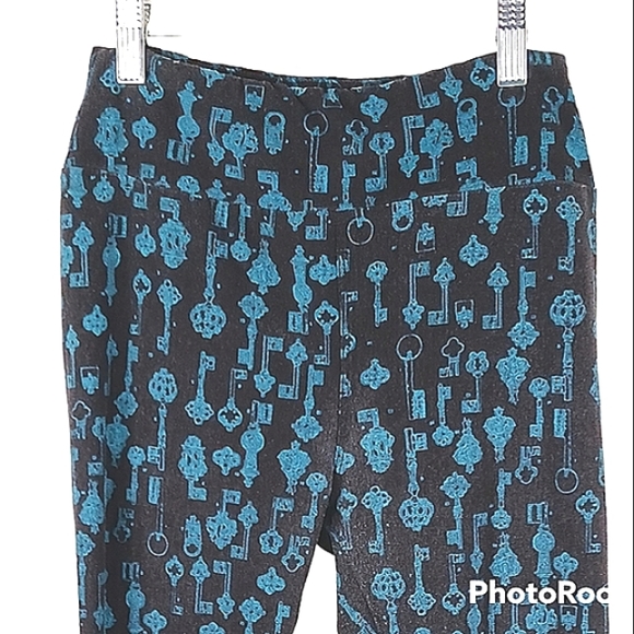 LULAROE Leggings Black Blue Cute Keys Graphic Print Design One Size - Picture 1 of 7